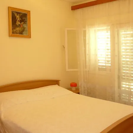 Apartmán 3 *